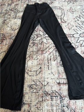 Offline by Aerie Real Me Crossover Flare Legging S